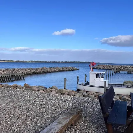 6 Person In Aabenraa-by Traum *