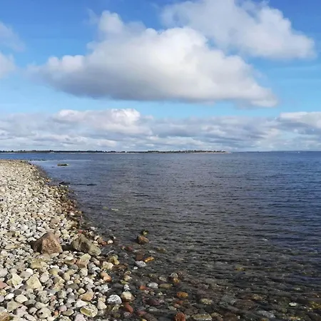 Holiday home 6 Person In Aabenraa-by Traum